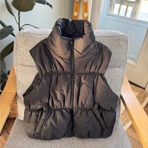 Amazon vest (M)